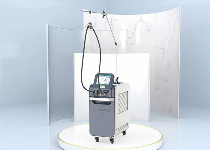 CE 1064nm 755nm G.E.N.T.L.E-M.A.X Pro เลเซอร์กำจัดขน DCD Pulse Interval 10-60ms